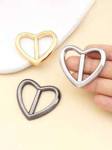 Agrafe metalice multifuncționale pentru eșarfe în formă de inimă 3 buc - Accesoriu elegant de modă pentru eșarfe, tricouri și curele, potrivite pentru orice ocazie