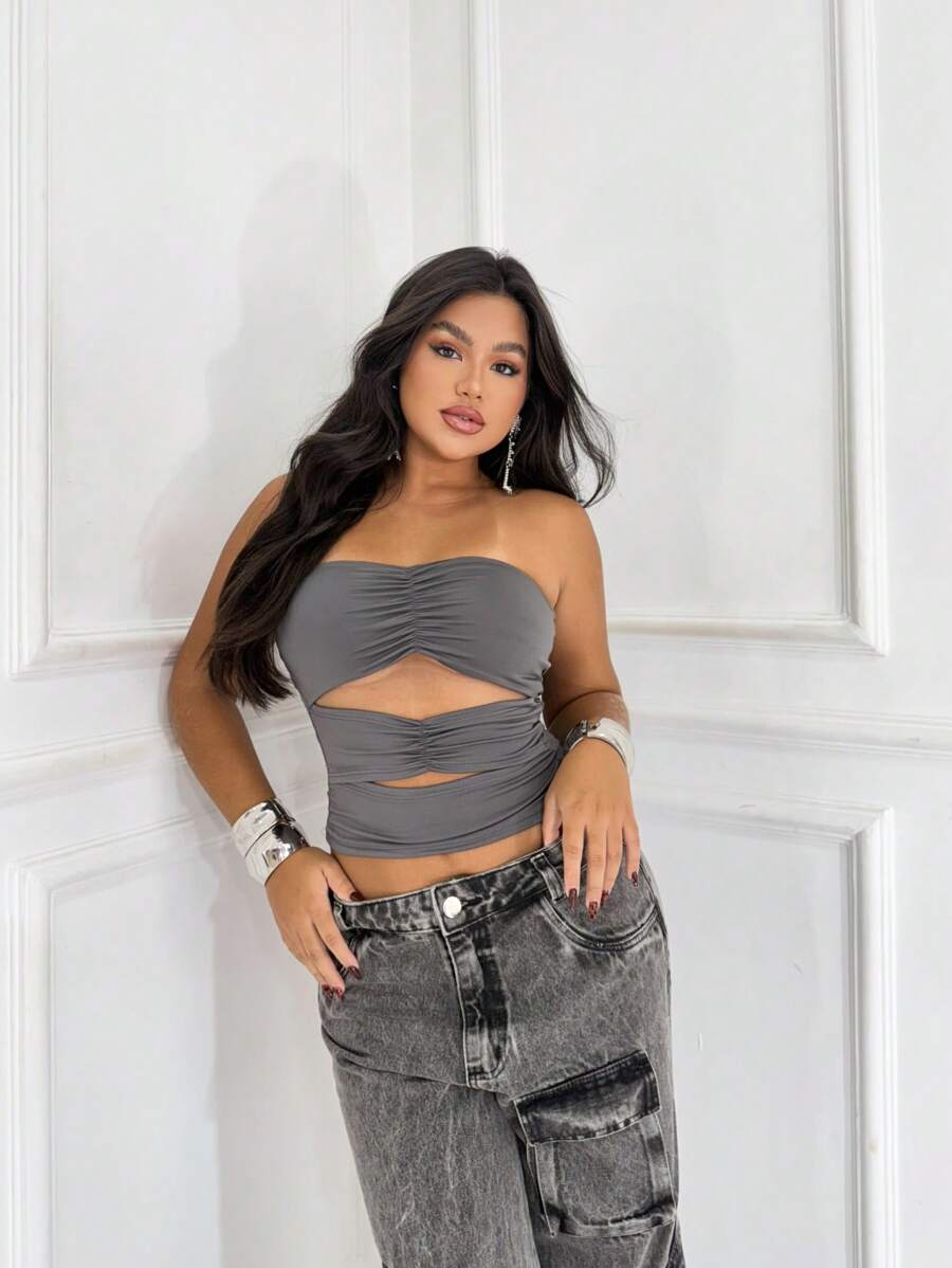 Strapless Summer Crop Top With Ruffles And Opening On The Belly Summer Top - Màu xám đen - Xem 1