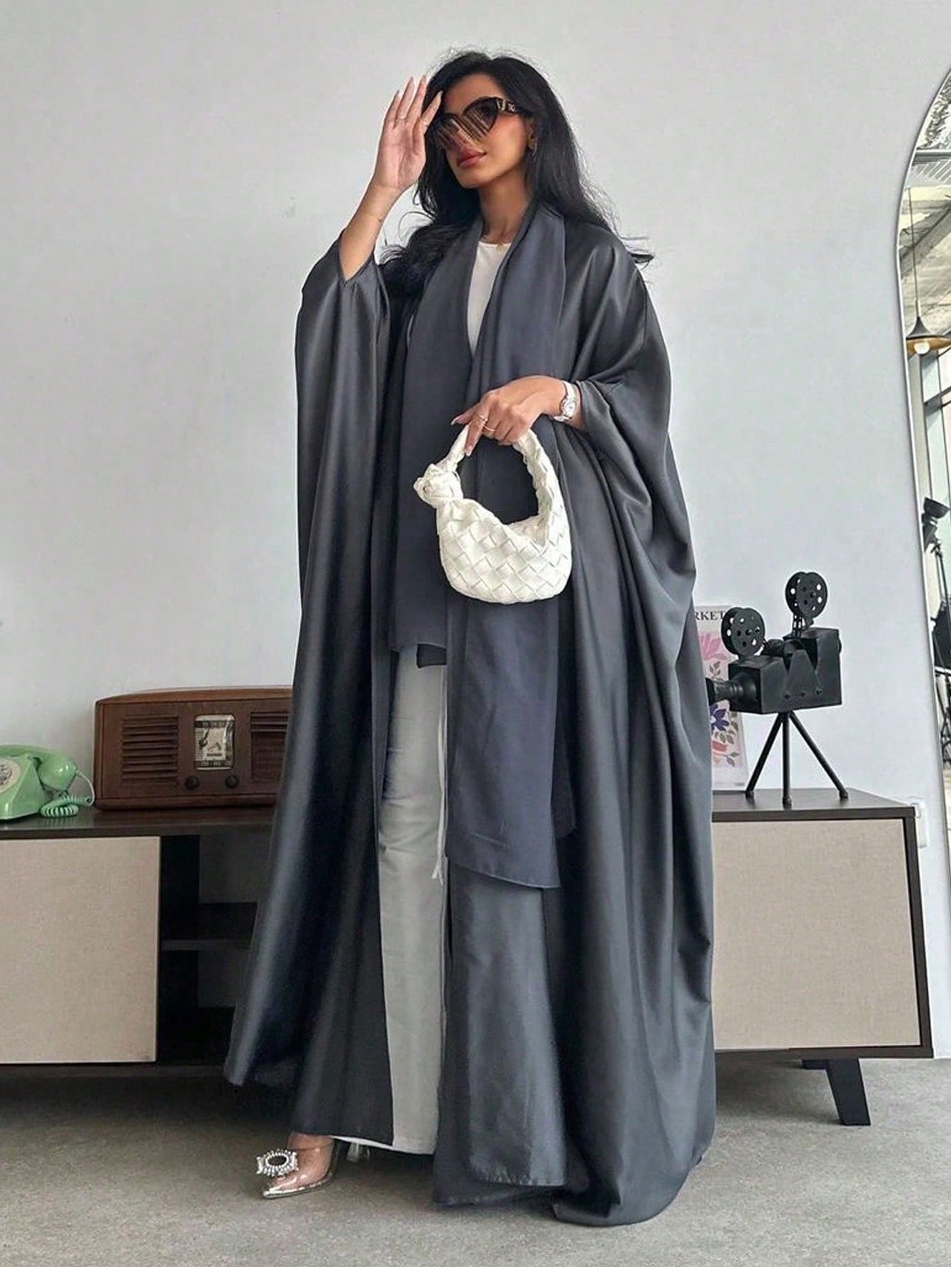 1pc ساتين abaya ، الحرف اليدوية المكررة ، المواد ا...