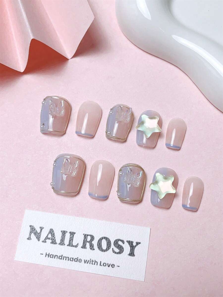 10 件手工按压指甲套装短方形蓝色银色白色星星斑点闪亮闪光彩虹色奢华水钻装饰可爱卡哇伊卡通日式风格现代优雅简约韩国风格清新设计别致法式中性古典创意光泽饰面闪光 1 个美甲套装盒包含粘合标签 1 个迷你锉刀全覆盖假指甲美甲用品指甲