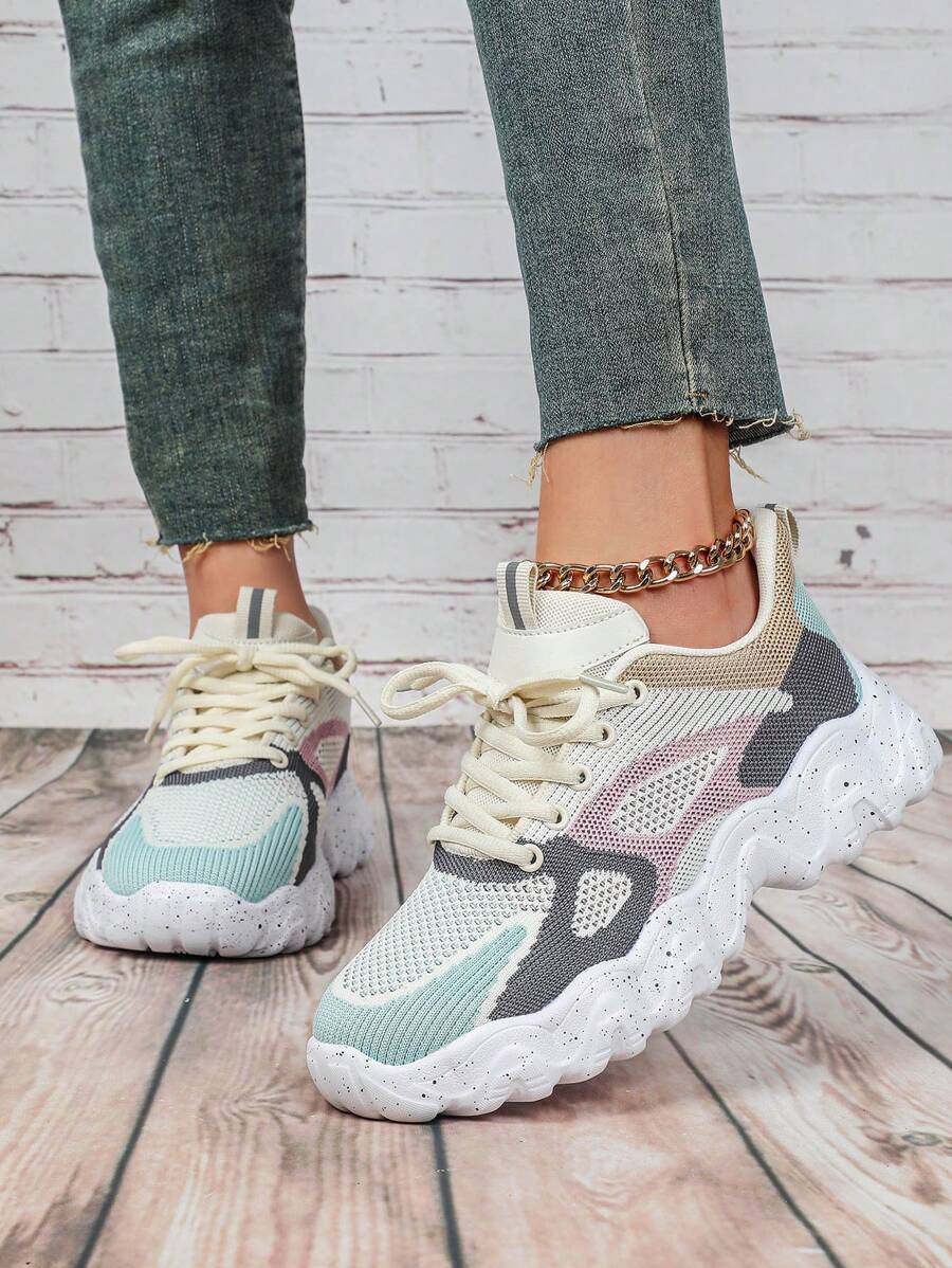 Zapatillas de running ligeras, transpirables y flexibles con diseño de patchwork de varios colores y suela antideslizante para mujeres