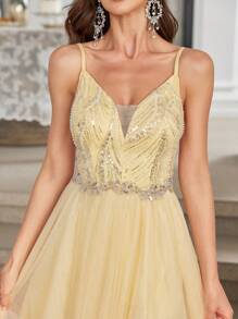 Robe de soirée, robe de fête, robe de cocktail pour invité de mariage, en tissu de maille avec broderie de perles de luxe, élégante, à fentes hautes, sans bretelles pour femmes UNITHORSE - Jaune citron - Voir 5
