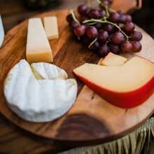 1pc Rosewood Handle Pizza Board - Cutting Board, Serving Tray, Suitable For Pizza, Meat Cutting, Serving Fruits, Candies, Desserts, Sushi, Cheese, Decorative Platter Pizza Plate - Kitchen Wooden Tray, Pizza Tray, Breakfast Tray, Home Kitchen, Restaurant Kitchen Service, Party, Afternoon Tea, Family Gathering, Outdoor Camping, Birthday, Back To School, Eid, Graduation, Wedding