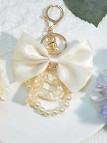 1 件白色蝴蝶结字母钥匙扣，妈妈礼物，女士包包吊坠饰品，DIY 背包装饰珍珠配件汽车配件包包饰品学校珍珠 - 白色 - 查看 23