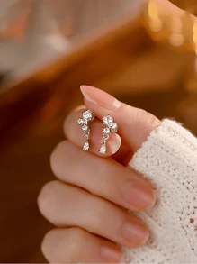 1 件精美优雅时尚水晶水钻吊坠耳环，适合送给女性、朋友、姐妹的礼物，925 纯银耳钉