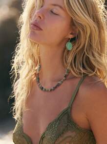 Vintage Natural Stone Necklace, High-End Bohemian Healing Natural Crystal Sakura Agate Stone Elegant Necklace Jewelry, Suitable For Mother's Day, Father's Day Gift (Natural Stone Color Random)