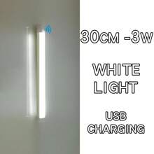 Striscia luminosa a LED con rilevamento di movimento a risparmio energetico, luce per armadi e credenze, luce notturna senza fili a LED, retroilluminazione per scale, ricaricabile, adatta per bagni, camere da letto, stanze, cucine, armadi, scale, corridoi e credenze
