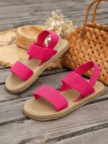 夏季新款时尚户外女士凉鞋米色交叉带拖鞋，夏威夷海滩风格女鞋