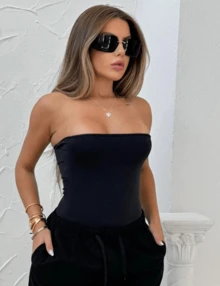 Tomara que caia Tubinho Básico Cropped Tube Top - Preto - Visão 3