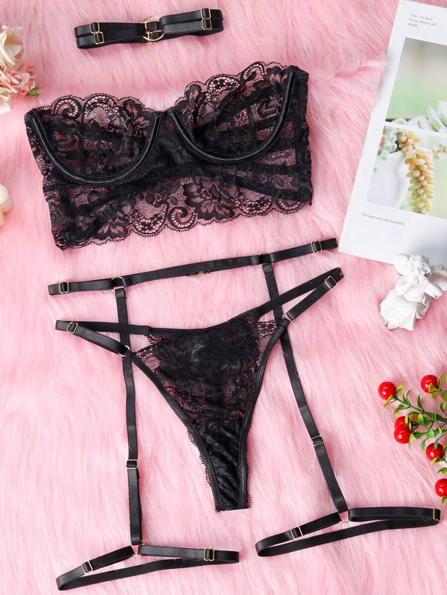 角色扮演女式性感内衣套装聚拢吊袜带带钢托胸罩花朵蕾丝 3 件套 - 黑色 - 查看 1