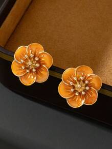 1 Pair Resort Style Fresh Elegant Soft Textured Orange Color Metal Plated Floral Stud Earrings For Women - Orange - View 2