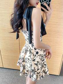 2025 New Popular One-Piece Swimsuit For Girls, Ins Style, Modest Yet Sexy, Tummy Slimming, Halter Swimwear For Hot Spring