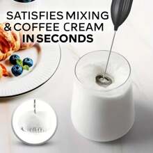1 pieza Espumador de leche eléctrico, Espumador de leche mini con soporte, Espumador de leche eléctrico de mano, Batidora eléctrica a pilas (pilas no incluidas), Batidora de bebidas con soporte, Batidora de café de mano, Batidora eléctrica inalámbrica, Apto para latte, capuchino, batidos, chocolate caliente y talla grande, Espumador de leche portátil, Esencial para volver al colegio