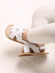 1 Pair White Summer Newborn Infant Girl 0-1 Year Old Floral Decor Soft Sole Sandals, Pre-Walking Shoes - White - View 7