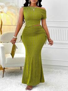 Women's Plus Size Asymmetrical Shoulder Pleated Top With Asymmetrical Hem And Mermaid Style Skirt Suit
