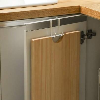 2个金属铁质双钩，无需钻孔，适用于门，可用于衣柜和橱柜收纳，节省空间，免墙安装，耐用不锈钢材质，安装简便，多用途，适用于衣柜、厨房、玄关、杂物间，非常适合悬挂毛巾、配饰、包包、帽子、腰带、钥匙和工具；是公寓、宿舍和小空间的理想之选；坚固耐用，防锈，适合日常使用。