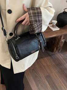 流苏装饰手提包，女士大容量单肩包，时尚拉链斜挎包，带可拆卸肩带