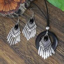 A Vintage Royal Style Jewelry Set For Women, 3 Pieces Set In Zinc Alloy With Imitation Black Turquoise Inset, Sequined Tassel Earrings, Double Pendant Necklace Combination, Stylish And Simple Everyday And Gift Accessories