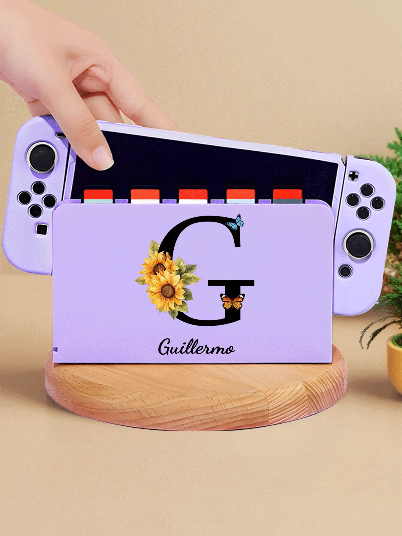 Ayotu 定制文本 Switch Dock 保护壳,兼容 Switch OLED/NS 扩展坞,保护套可防止划伤,可容纳 5 张游戏卡,游戏玩家的最佳礼物,可自定义名称,适合学生、青少年、游戏爱好者和朋友,独特的纪念礼物 - 彩色 - 查看 2