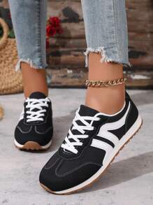 Chaussures de plateforme vintage pour femmes, nouvelles baskets respirantes 2025, légères, polyvalentes, mode décontractée, de sport, antidérapantes, avec semelle souple