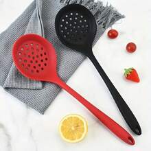 1pc/2pcs Heat Resistant Slotted Spoon/Strainer, Non-Stick Silicone Cooking Utensil With Ergonomic Handle, For Draining Vegetables, Pasta, Etc. Kitchen Tool, Long Handle, Non-Stick, Easy Draining