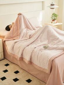 Kiss Dear 1pc Lightweight Quilt, Jacquard Striped Design, Smooth & Soft Material, Suitable For Bedroom, Living Room, Hotel Use In Summer - Yarn-dyed Stripes Bean Paste Color - View 4