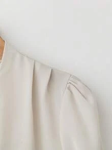 Free Form 夏季新款 V 领女衬衫，秋冬开衫，优雅商务休闲通勤装，毛茛色，百搭时尚修身款，复古韩版风格，建议选择小码 - 茶白 - 查看 5