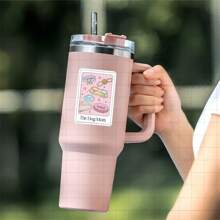 3 Zoll "The Dog Mom" Aufkleber - süßer und verspielter Haustier-inspirierter Vinyl-Aufkleber für Laptops, Notizbücher, Wasserflaschen, Räume für Hundehalter, Lernbereiche und Humor-Zonen | Toll für Hundebesitzer, Tierliebhaber, Humor-Fans und Freunde | Perfektes Geschenk für Freunde, Familie und Haustier-Enthusiasten | Niedlicher Aufkleber für Hunde-Deko, Haustier-Stolz und unterhaltsamen Spaß