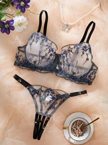 Women Plus Size Elegant Floral Embroidery Mesh Super Thin Sexy Lingerie Set