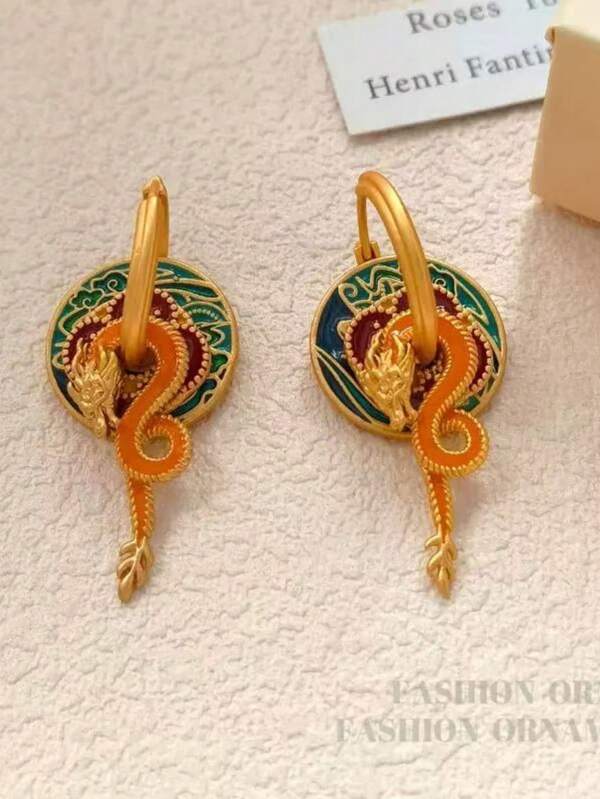 1 par de pendientes con diseño de nube auspiciosa pintada al estilo chino vintage, elegante y de moda, con detalles de pendientes con forma de dragón