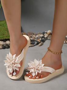 Floral Pattern Women's Flip Flops, Anti-Slip Summer Beach Sandals, Fashion Ladies Slippers For Holiday - White - View 1