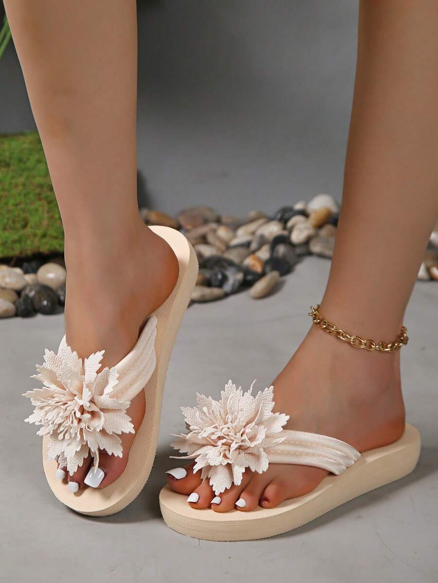 Floral Pattern Women's Flip Flops, Anti-Slip Summer Beach Sandals, Fashion Ladies Slippers For Holiday - White - View 1