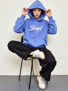 Sudadera oversize con capucha para mujer, multicolor, apta para temporadas de otoño e invierno, cuello redondo, mangas largas, tela de algodón, imágenes representativas. Te llegará una sudadera oversize en color y estampado al azar. - Multicolor - Ver 3