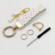 Inicia tu viaje de la suerte: El corazón simboliza la suerte y la belleza. Que este llavero empiece tu viaje de la suerte.