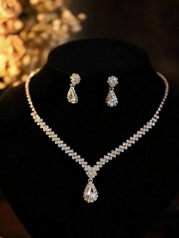 Rhinestone Waterdrop Necklace And Earrings Jewelry Set