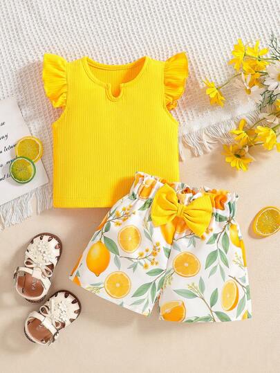 Set de 2 piezas para bebé niña con blusa de cuello redondo y manga corta con diseño de fresa y pajarita, talla grande pantalón bombín, adecuado para uso diario al aire libre, primavera/verano