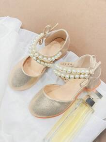 新款时尚儿童女孩仿皮高跟鞋，柔软舒适，闪亮材质，可爱珍珠蝴蝶结钩环设计，适合公主裙、优雅舞台表演、派对走秀