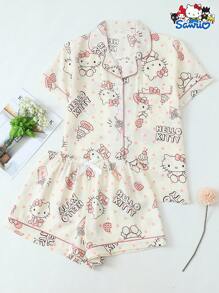 2 件/套授权 Sanrio Hello Kitty 印花翻领短袖纽扣口袋上衣和蝴蝶结短裤睡衣家居服套装，适合家居使用，春夏