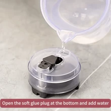 1 pièce Cendrier rond noir en plastique pour voiture, cendrier de voiture simple et style amélioré (avec design de réservoir d'eau, éteint les cigarettes en toute sécurité)