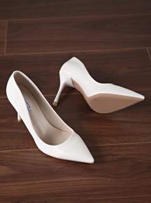 女士高端纯白亮面皮革8.5厘米细跟尖头浅口性感夜店时尚婚礼通勤日常高跟鞋，优雅