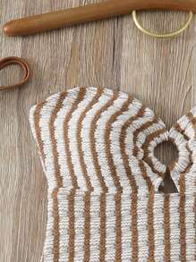 Nuevo traje de baño de una pieza con un solo hombro, tela especial y accesorio circular, elegante y conservador, para fiestas de playa y piscina para mujeres