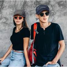 1 pieza Gorra plana con etiqueta de hierro, unisex, casual, transpirable, protección solar para exteriores. Gorra plana con malla transpirable, ajustable, apta para hombres y mujeres, casual para exteriores, sombrero protector solar con orificios de ventilación, hecho de poliéster. Opciones de color: negro/gris/verde oliva/beige/azul marino. Nuevo lanzamiento. Gorra plana de malla completa con etiqueta de hierro, protección solar transpirable casual para hombres y mujeres para el verano al aire libre.