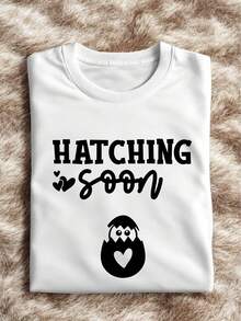 Hatching Easter Pregnancy Shirt, Pregnancy Announcement T-Shirt, New Mom Gift Shirt, Easter Egg Tee, Pregnant Hatch T-Shirt, Pregnancy Shirt IT-859 - 白色 - 查看 1