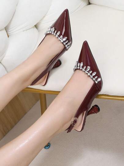 Damen Pumps mit spitzer Kappe und Ketten-Dekor Design, stilvolle offene Absatz-Pumps