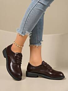 Women's Lace-Up Oxford Shoes, Vintage Leather Flats - Brown - View 1