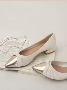 2025 Frühling Neue Mode Büro High Heels für Damen, lässige einfarbige beige/apricotfarbene Farbblock Gold Spitze Zehen Plateau Absatz elegante minimalistische hochwertige Pumps mit niedrigem Absatz, geeignet für Partykleid 80152-3