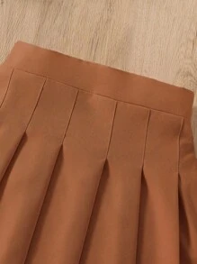 Áo nỉ cổ tròn in chữ cho bé gái và chân váy mini xếp ly - Màu vàng - Xem 8