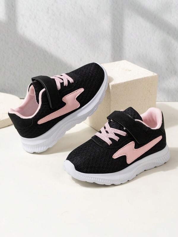 زوج من أحذية الرياضة للأطفال من الشبك الوردي، أحذية تدريب كاجوال للبنات، طراز مدرسي، قابلة للتنفس، بنظام إبزيم وحلقة، مناسبة للربيع/الخريف/الصيف