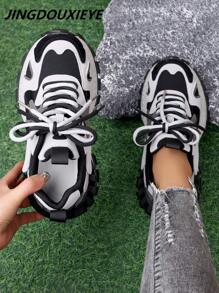 Zapatillas deportivas de suela gruesa y bloque de color para mujer, nuevos lanzamientos de 2025 para todas las estaciones, con cordones de dos colores, que estilizan la cintura, con suela blanda y versátil, cómodas y de moda para uso casual, adecuadas para Año Nuevo, Navidad y Halloween - Negro - Ver 4