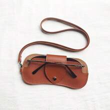 1 Stück weiches Ledersonnenbrillen Etui, schmale Brillen-Tasche, Brillenhalter, Brillen-Organizer zum Umhängen mit Anti-Druck-Schutzbox, Reiseetui für Brillen für Frauen und Männer